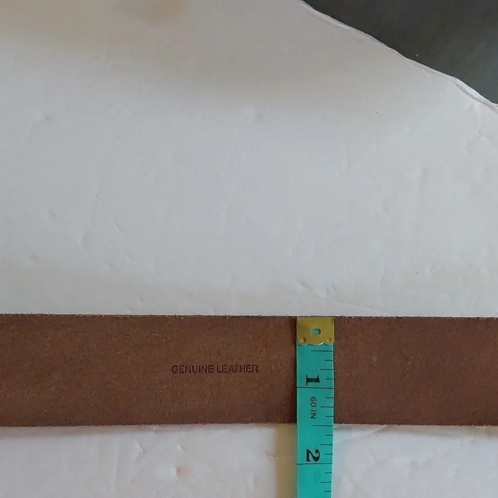 American Eagle Brown Distressed Leather BELT Neutral Minimalist Sz.M/L
